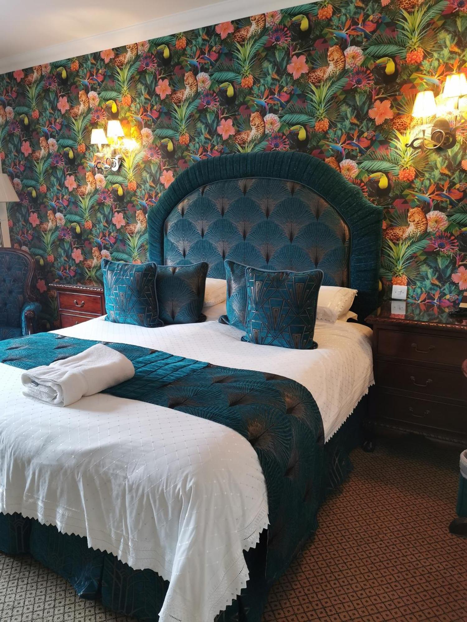 Hempstead House Hotel & Restaurant 시팅본 외부 사진